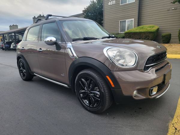 2015 MINI COUNTRYMAN S ALL4 6 SPEED MANUAL  SERVICED - $9,998 (Lynnwood)63470888308353123