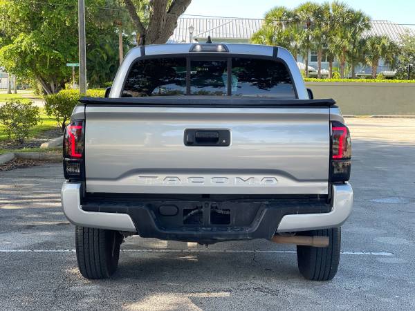 2020 TOYOTA TACOMA - $15,90063479436319745124