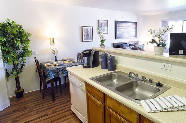$289 / 400ft2 - Budget Suites of America ✨-Manager's Special's (Las Vegas)63859501013633122