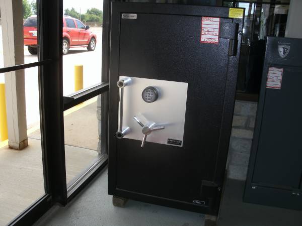 AMSEC Amvault TL-30 Jewelry Safe-NEW! - $3,750 (Northwest Oklahoma City)63471294381699120