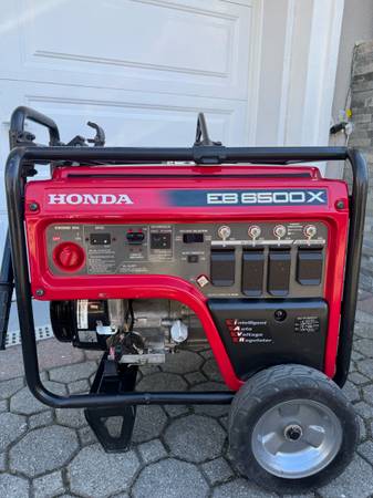 Honda EB6500X Generator 1