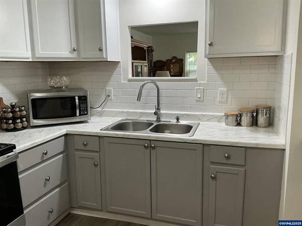 $48,000 / 3br - 1344ft2 - $48,000 3 Bedrooms 2 Baths Senior Community Keizer (Keizer. Or)64149676092035123