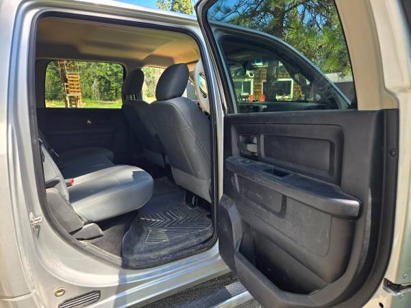 2018 Dodge Diesel Dually 3500 ST - $34,000 (Athol)63613058717955124