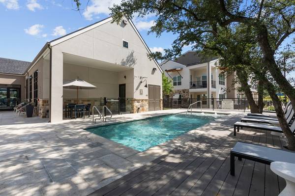 🎉12 Weeks Free on New Leander Townhomes! Yard + Garage! 1