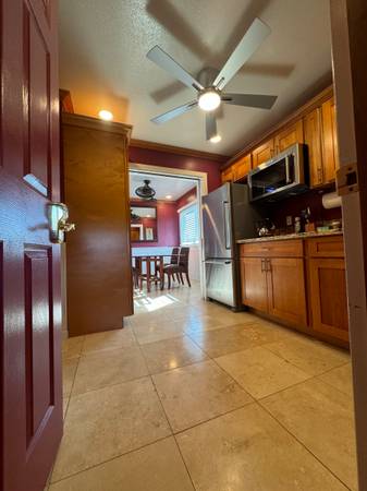 $1,499 / 1br - Private Pet Friendly Room in Shared House (Kapahulu)63686673420673121