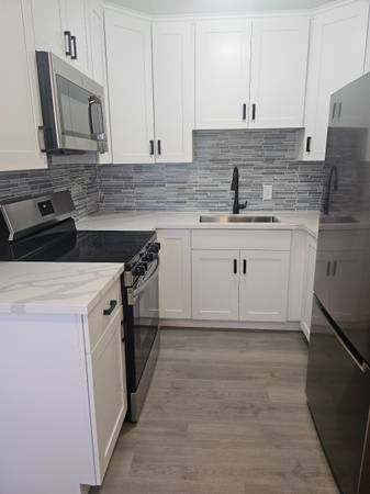 $2,495 / 1br - Modern Palo Alto/Mountain View Apartment "Bt Properties" (palo alto)64055523967361120