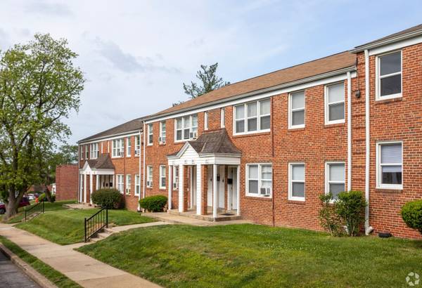 $1,115 / 2br - 714ft2 - Spacious Floor Plans, Remodeled Kitchen, Ceiling Fans (1007 Arion Park Road, Baltimore, MD)63694409998211122