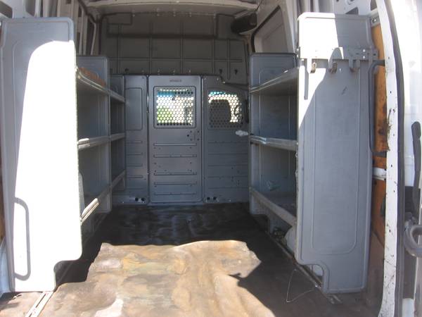 2018 NISSAN NV3500 - $12,000 (TONAWANDA)63483403864705124
