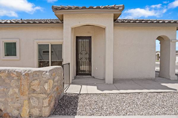 $1775.00 / 4br - 1240ft2 - Charming Single Unit on Cedarwood Ave | El Paso, TX | $1775/mo63971417035779121