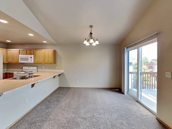 $2,150 / 3br - 1440ft2 - Bonney Lake 3-bedroom (Bonney Lake)63808008191105123