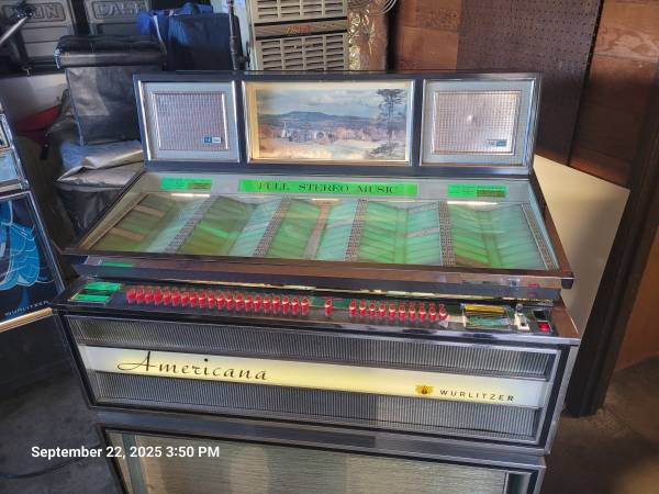 Wurlitzer Americana Jukebox