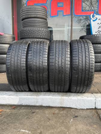 4 - 225/50R17 GOODYEAR A/S 2255017 01090 USED TIRES 1