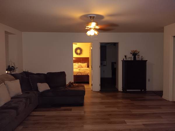 $1,675 / 2br - 900ft2 - 2 BR, first floor, courtyard (Catasauqua)64010160816641121