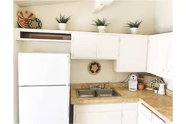 $4,500 / 2br - 2 Bedroom Rental home in Encinitas (Encinitas)63621380447105124
