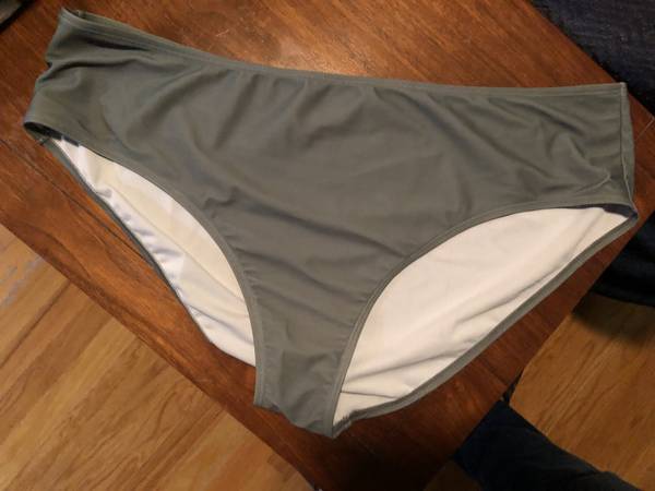 Woman's Swimsuit Bottoms - 1X - Never used 1