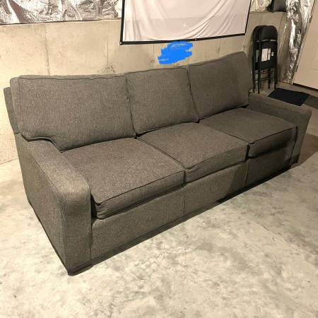 Mitchell Gold 84” Sofa – Excellent Condition – Designer Quality 1