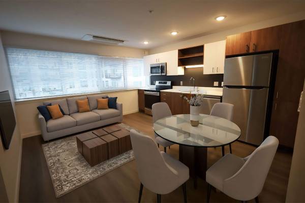 $1,999 / 1br - 536ft2 - Recepción de Paquetes, Fogata, Gabinetes de Dos Tonos (728 16th Street, Sacramento, CA)63844738675075120