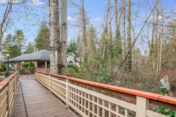$1,725 / 1br - 692ft2 - 1 bedroom, Security Patrol, In Everett (525 112th St SE, Everett, WA)63944823240579124