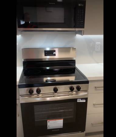 $2,290 / 2br - DE LUJO Departamentos NUEVOS – Ceres, CA – $2290/mes  $2500 Depósito (CERES)63762960838273123