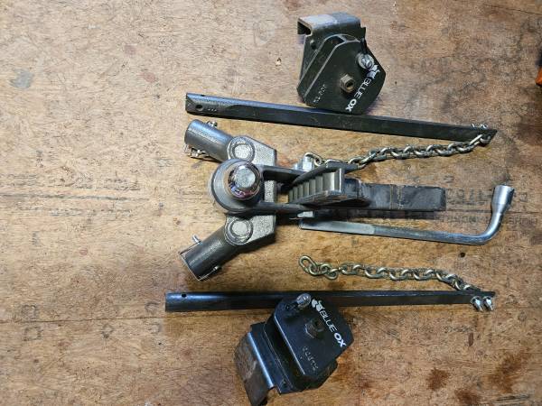 Blue Ox anti-sway hitch 1