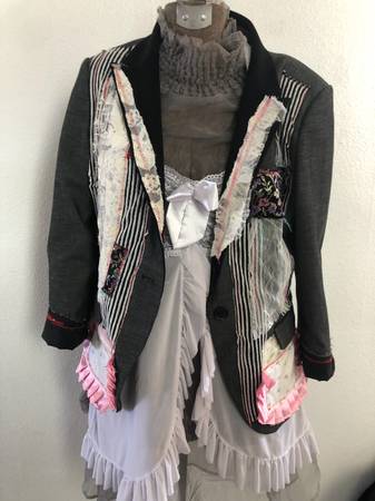 looking for sewing instructor 1