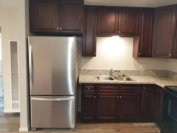 $2,100 / 2br - 850ft2 - Nestled in Comfort: Your Search Ends Here! (Loma Linda)64028084287235123