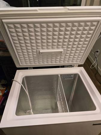 Magic chef chest freezer 1