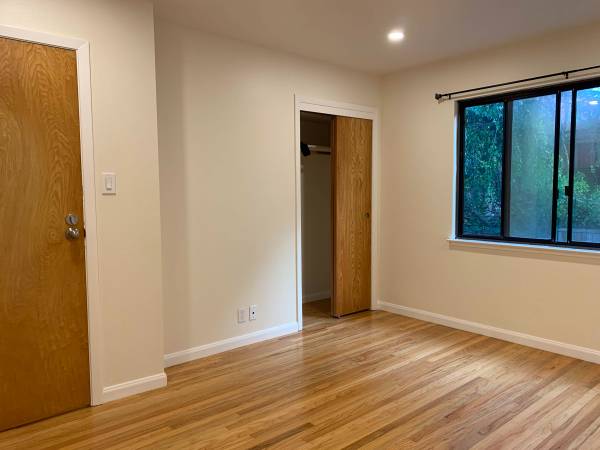 $1,350 / 1br - Private room Private bath (daly city)64000753913474123