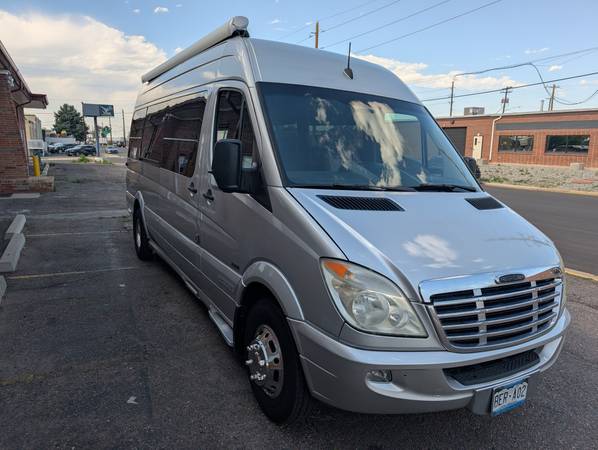 2008 Airstream Insterstate (Sprinter 3500 diésel turbo, cabina extendida) - $54,000 (Park Hill)63612611687809124