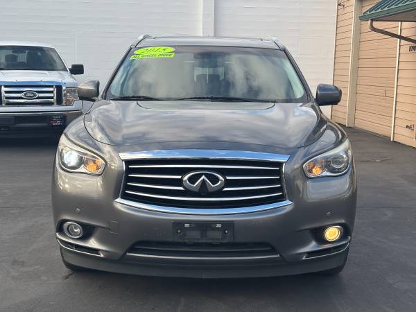 2015 INFINITI QX60 - $6.999 (tracción integral // lujo // tamaño familiar)63435518266113121