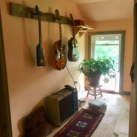 $900 / 1br - 500ft2 - Efficiency Room w/kitchenette on Beautiful Farm/Helper/Work Exchange (Amherst)64017047457794120