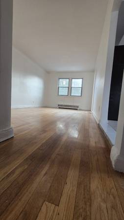 $2,950 / 3br - 📍 Flushing – Murray Hill | 3BR / 1BA – $2,950/mo (Flushing)63788481771009120