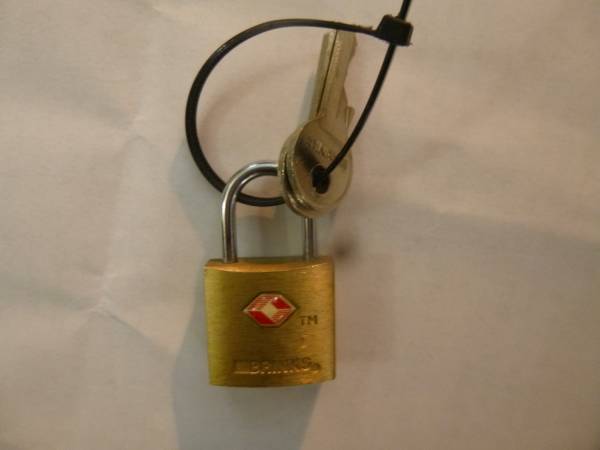 Small Brass Key Locks  (10) 1