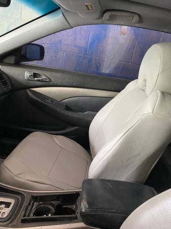 2003 ACURA CL SPORT - $7,200 (Holley)63471635603203122