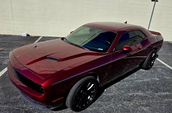 2018 Dodge Challenger GT AWD - $17,900 (Marietta)63620680537473122