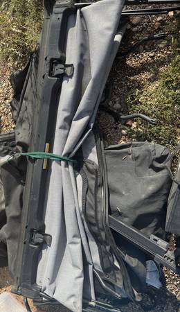 SOFT TOP Jeep 4 door Wrangler/ Rubicon 1