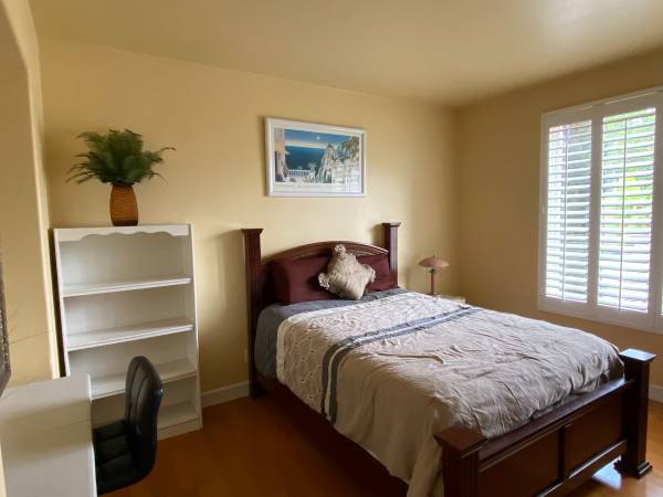 $1,100 / 170ft2 - Room for Share (San Diego)63621260622851122
