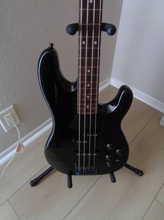 1987 Fender MIJ  Series PJ-Bass Fretless 1