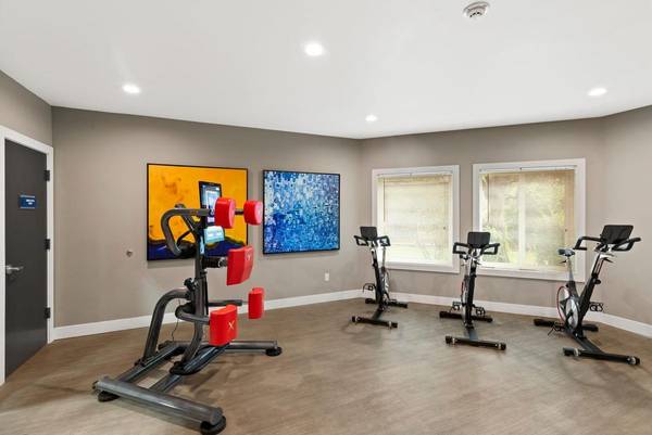 $2,395 / 3br - 1234ft2 - Spacious Homes, Modern Comfort  One Month FREE! (1206 NW Tahoe Lane, Silverdale, WA 98383)63862288483331124