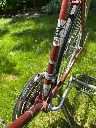 Bicicleta Schwinn de adulto de 10 velocidades o piezas - $15 (Bay View)63471070612481121