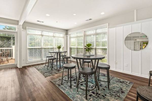 $1,900 / 2br - Pet Friendly, Carpeting, 2B/2B (201 Owings Gate Court, Owings Mills, MD)63694818047233122