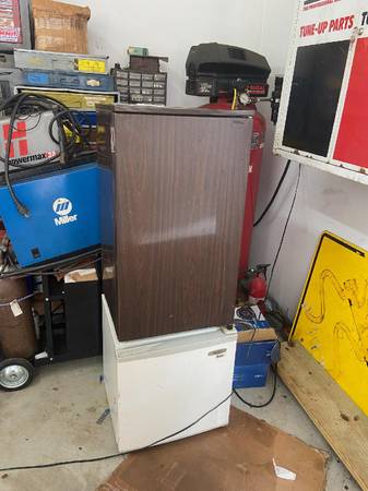 Garage/dorm fridge 1