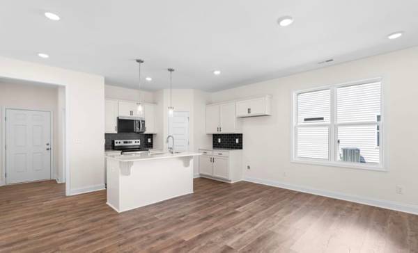 $1,100 / 3br - 1219ft2 - Premium home!Don't miss this beautiful new ranch home in Clayton's Ashcroft comm (Clayton)63968069563523124