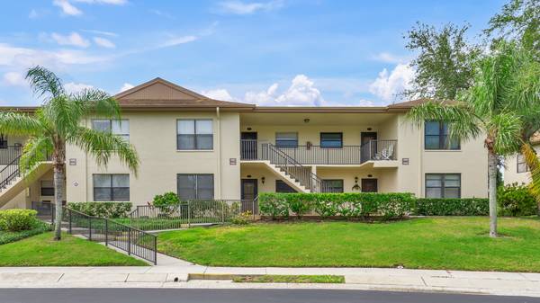 $1,800 / 2br - 1070ft2 - Waterfront 2BD/2BTH Condo in Tarpon Springs! (Tarpon Springs)63976136392322120