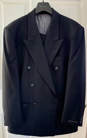 New with tag Italian cut pure wool suit 1