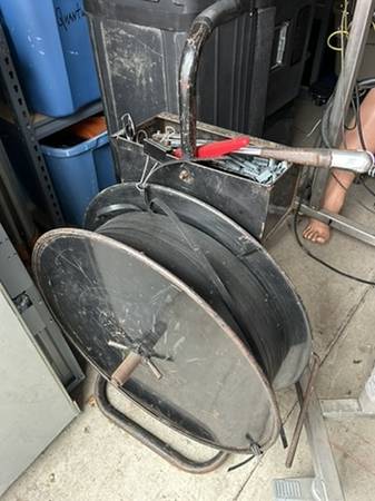 NYLON BANDING STRAPPING SPOOL CART & TOOLS 1