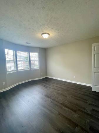 $1,625 / 2br - 1000ft2 - Remodeled TWO  BEDROOM @Bradley Hills (kingsport)63850322077443123