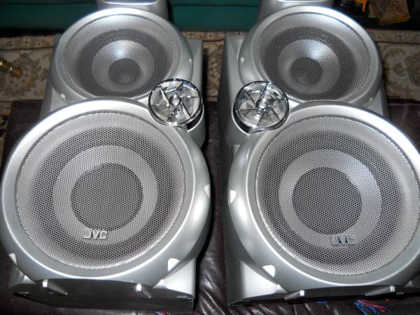 JVC SPEAKERS (2) 1