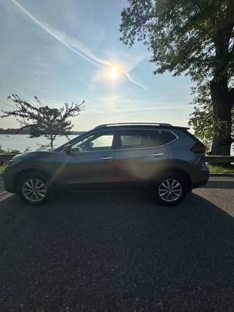 2018 Nissan Rogue - $8.900 (Great Neck)63470617567235124