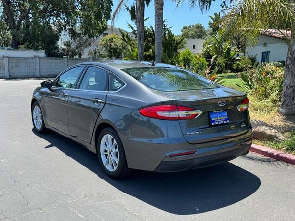 2019 Ford Fusion SE - $16,995 (Novato, CA)63617474570883122